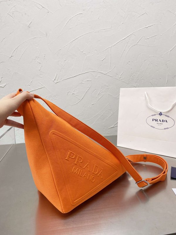 New Fashion Prada HandBag P038