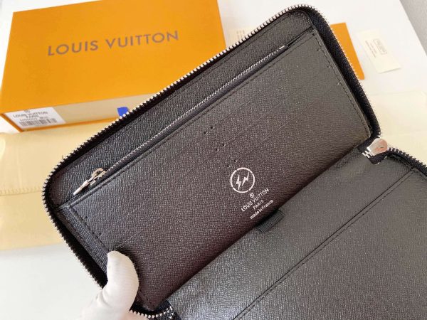 New Fashion LV Wallet H457