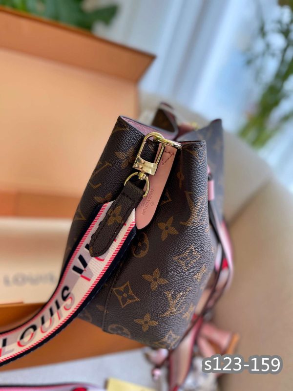 New Fashion LV Handbag L017