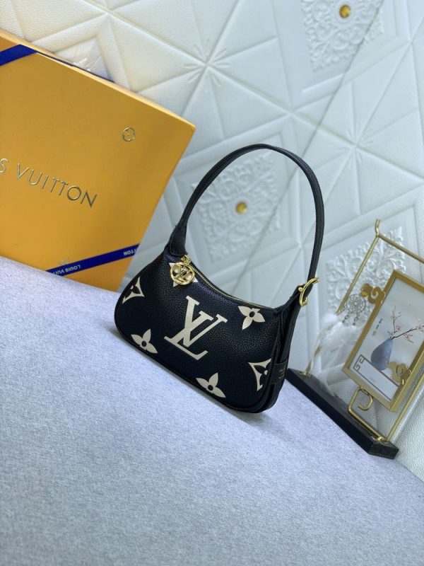 Luxury LV Handbag M82391.1