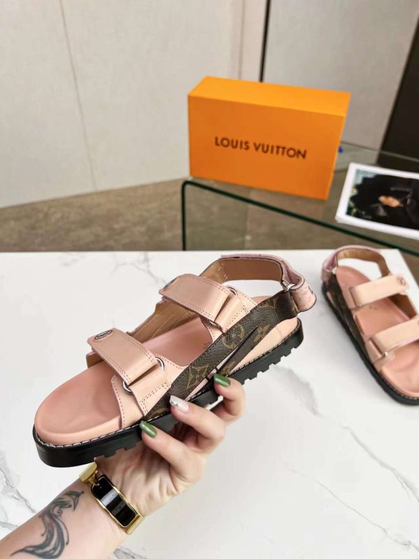 New Fashion Women LV Shoes 169