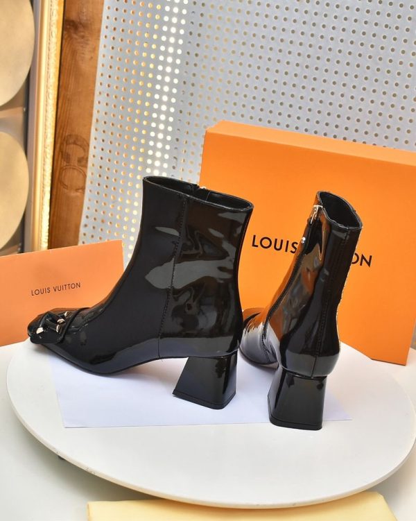 New Fashion Women LV Shoes 288