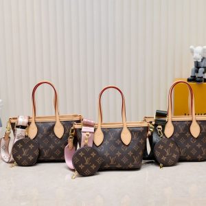 Luxury LV Handbag M46705