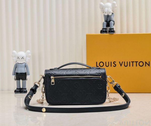 Luxury LV Handbag M22834