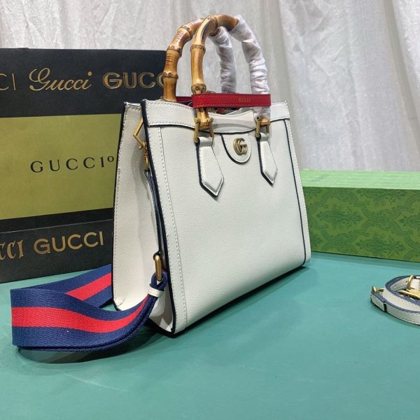 Luxury Gucci Handbag 702721