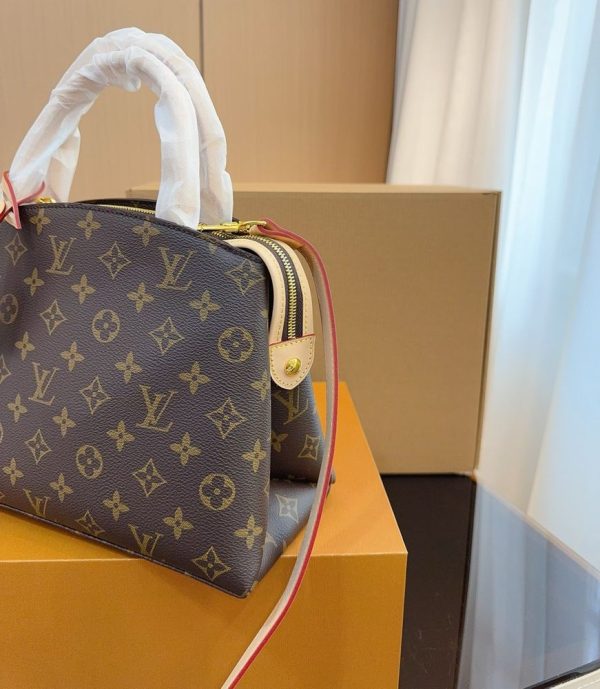 New Fashion LV Handbag L822