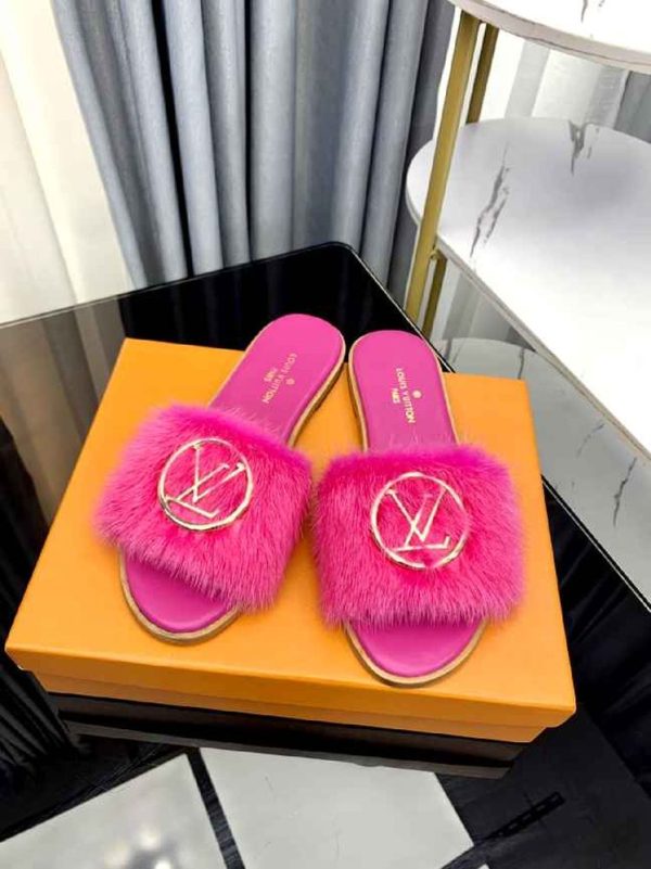 New Fashion Women LV Shoes 357