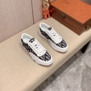 Tee-MShoes