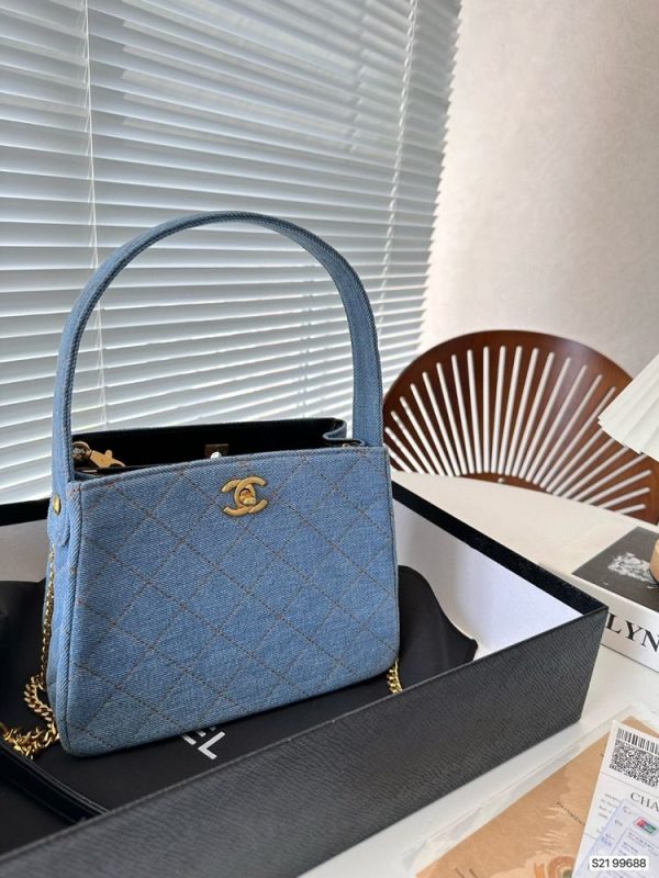 New Fashion CN Handbag C240