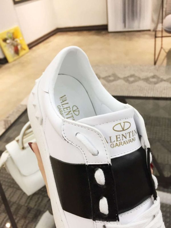 New Fashion Valentino Women Shoes 003