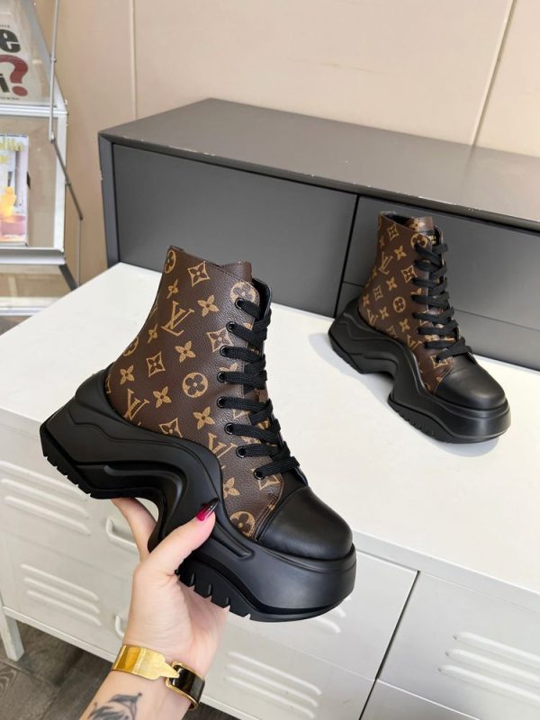 New Fashion Women LV Shoes 313