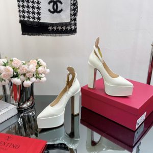 New Fashion Women LV Shoes 238