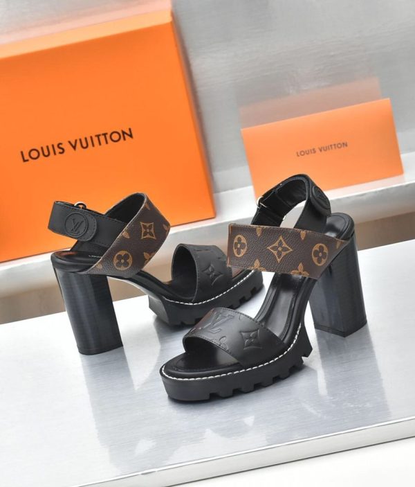 New Fashion Women LV Shoes 215