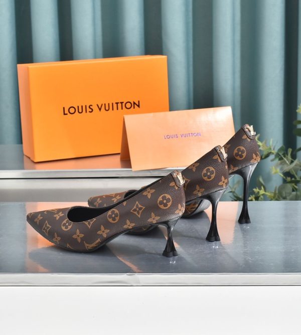 New Fashion Women LV Shoes 297