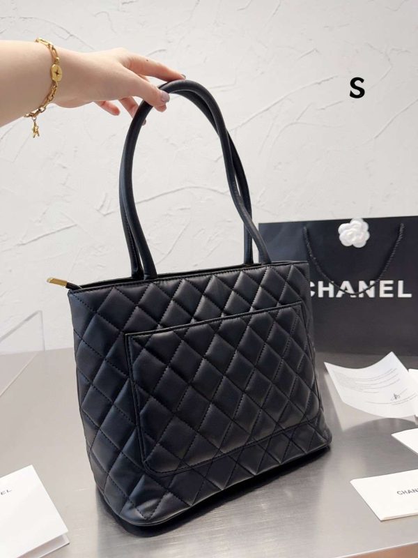 New Fashion CN Handbag C230