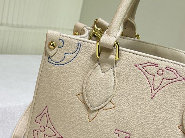 Luxury LV Handbag M46629.2