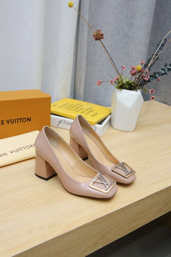 New Fashion Women LV Shoes 011