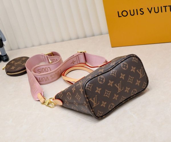 Luxury LV Handbag M46705