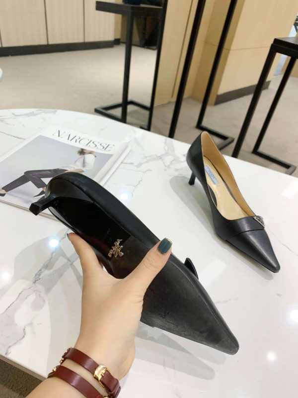 New Fashion Women Prada Shoes 002