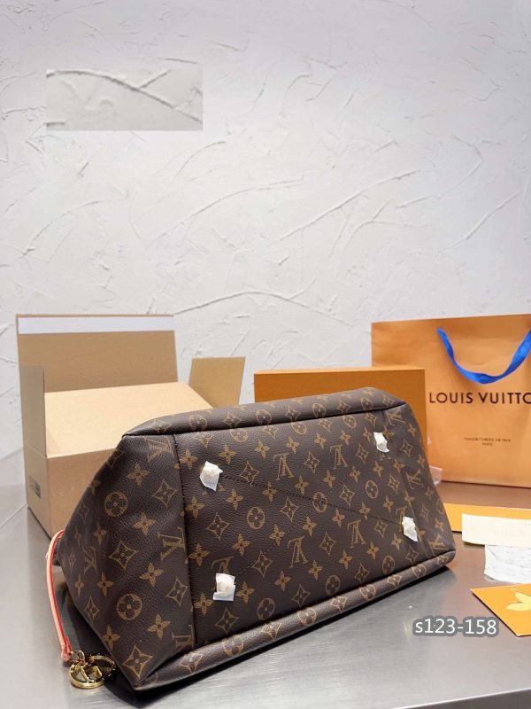 New Fashion LV Handbag L042