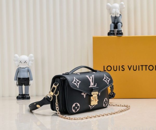 Luxury LV Handbag M22834