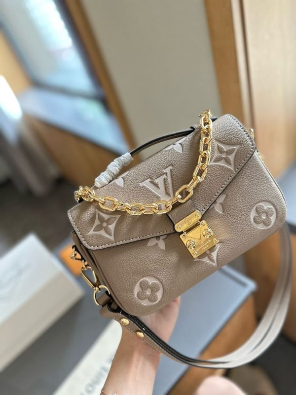 New Fashion LV Handbag L1102.1