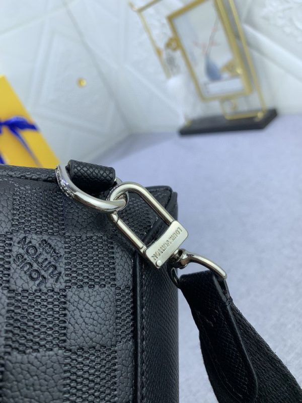 Luxury LV Handbag M30936