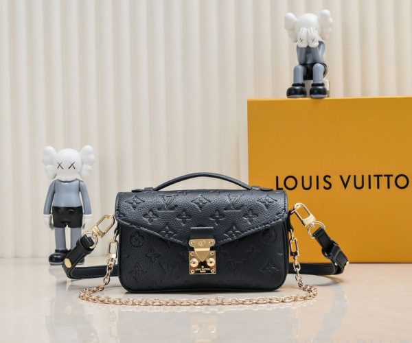 Luxury LV Handbag M22834