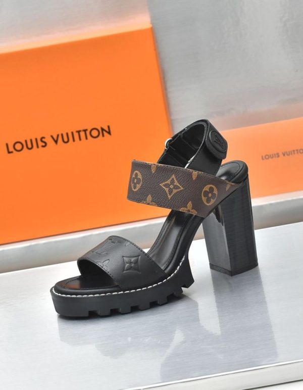 New Fashion Women LV Shoes 215