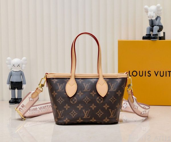 Luxury LV Handbag M46705