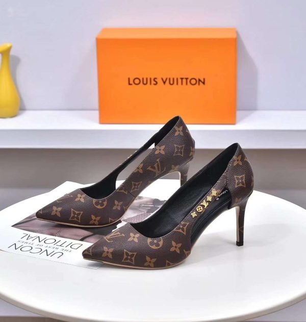 New Fashion Women LV Shoes 045