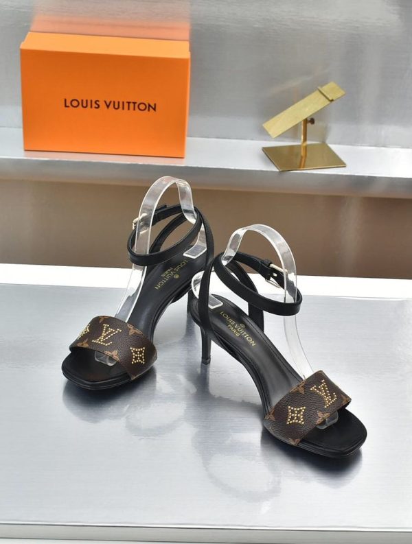 New Fashion Women LV Shoes 219