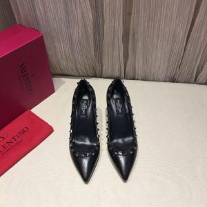 New Fashion Valentino Women Shoes 001