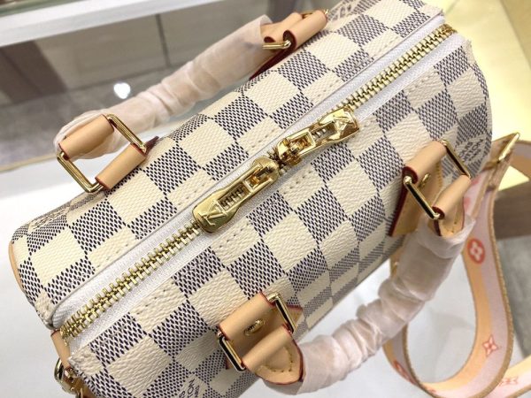 Luxury LV Handbag M46222