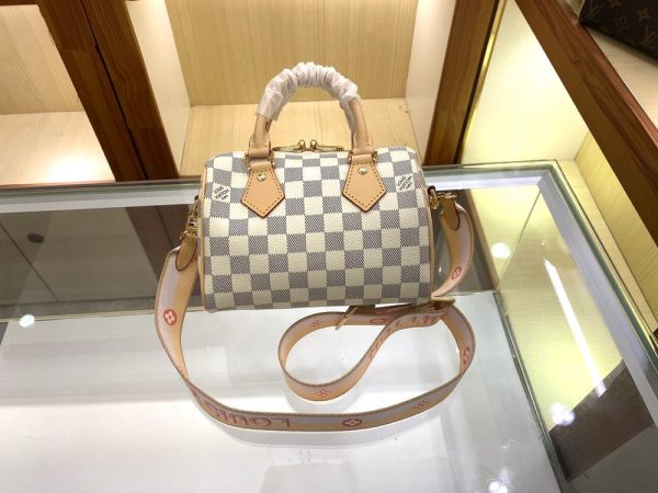 Luxury LV Handbag M46222