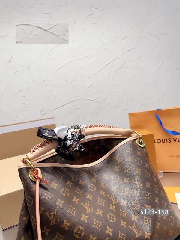 New Fashion LV Handbag L042