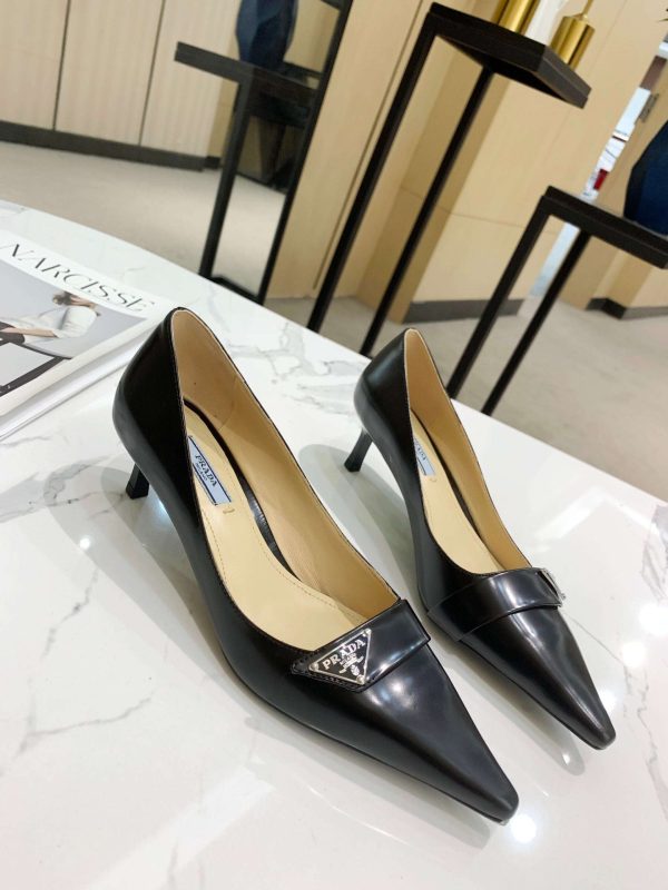 New Fashion Women Prada Shoes 002