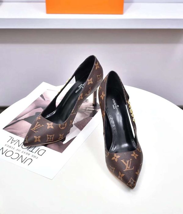 New Fashion Women LV Shoes 045