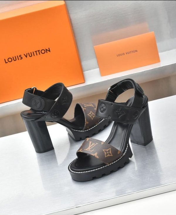 New Fashion Women LV Shoes 213