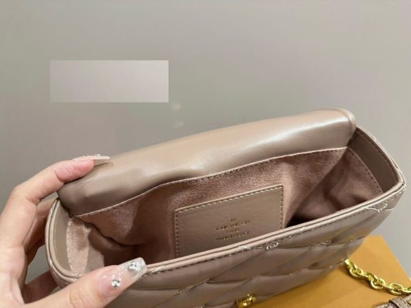 New Fashion LV Handbag L689