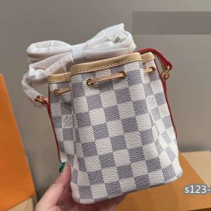 New Fashion LV Handbag L008