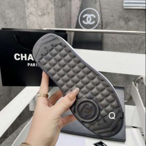 Chanel colors 030501 sz35 41XJ06 880532