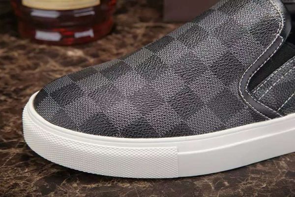 New Fashion Men LV Shoes 002