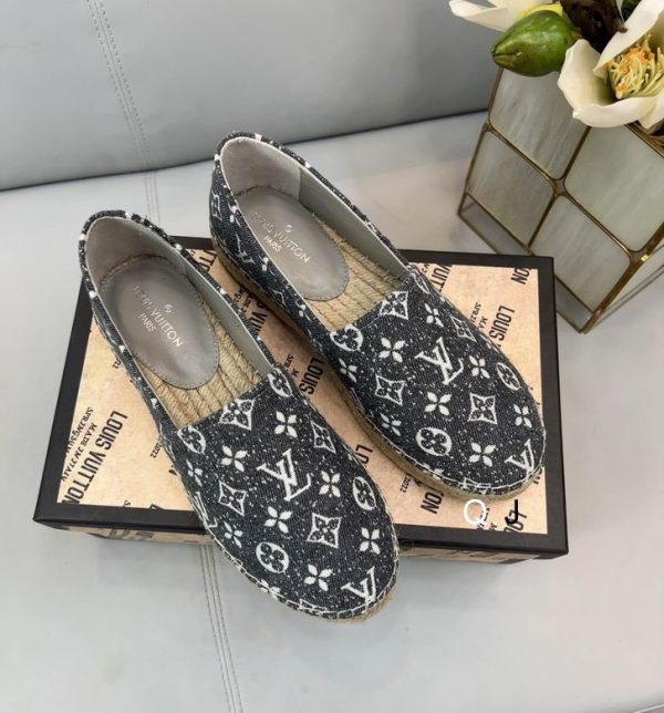 New Fashion Women LV Shoes 121