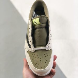 New Fashion Shoes AJ First Look At The Travis Scott x Air Jordan 1 Low AJ3023