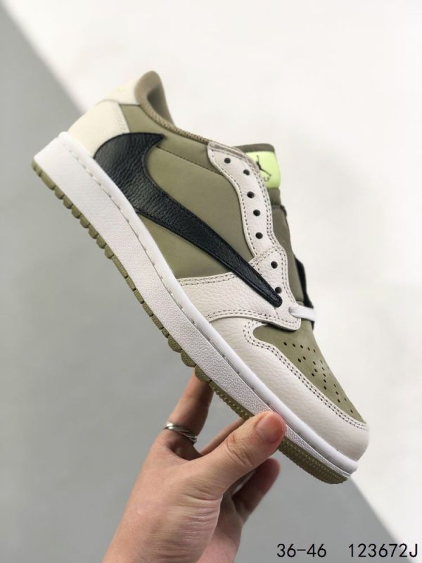 New Fashion Shoes AJ First Look At The Travis Scott x Air Jordan 1 Low AJ3023