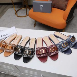 New Fashion Women Slippers 004