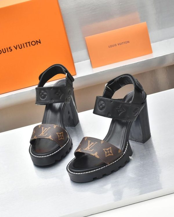 New Fashion Women LV Shoes 213