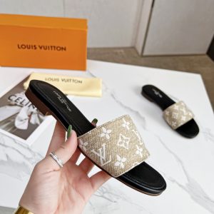 New Fashion Women LV Shoes 171