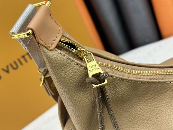 Luxury LV Handbag M12697